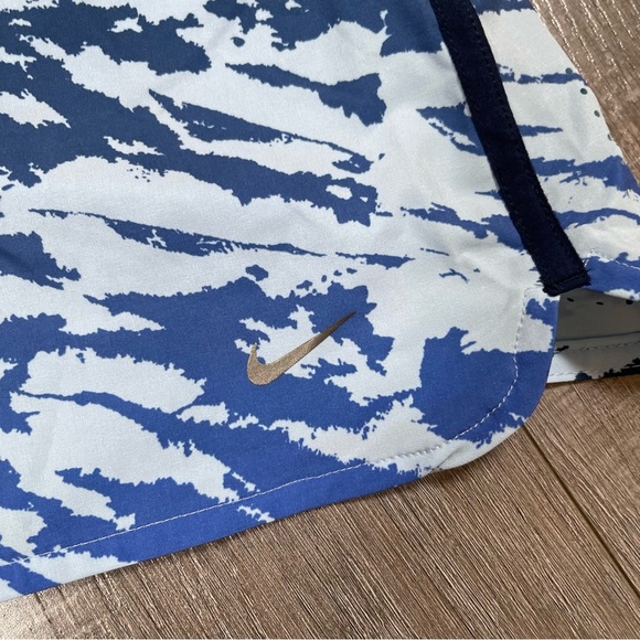 NIKE Golf Tour Performance Women’s SKORT Size XS With pockets - Picture 2 of 9